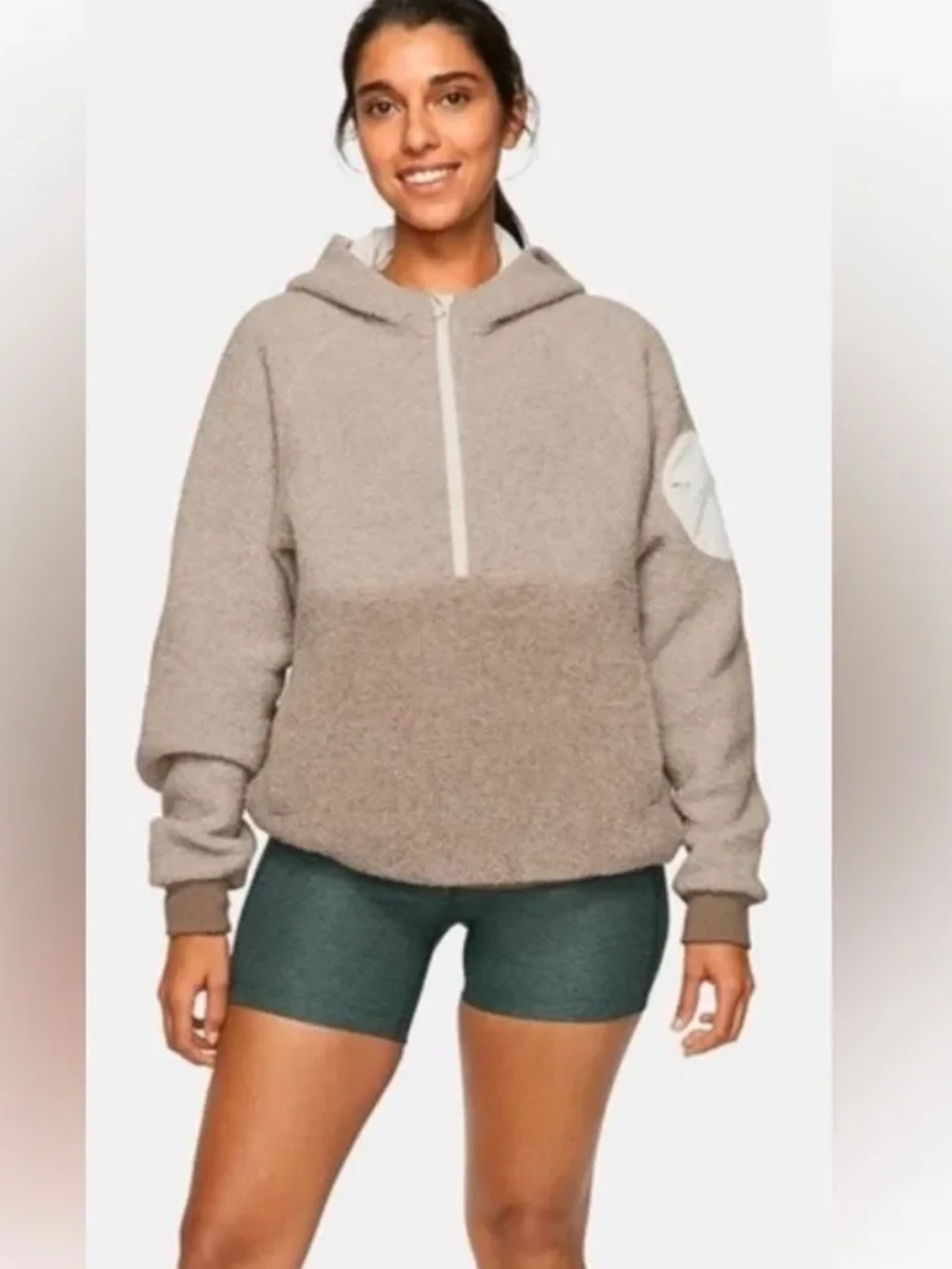 Outdoor Voices women’s Half-Zip Hooded Mega Fleece Tan/Cream, size small
